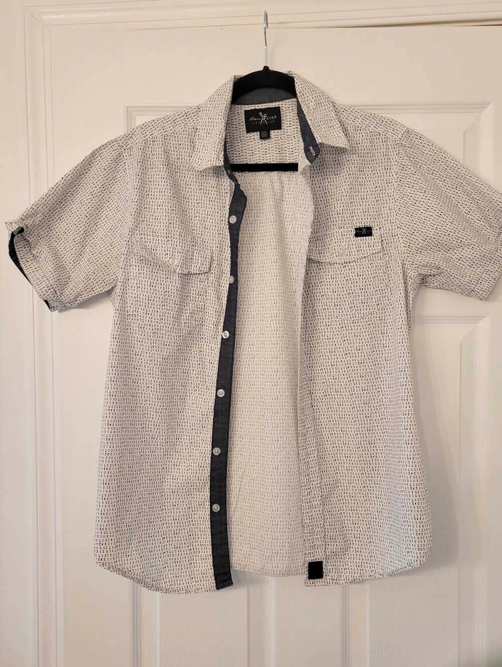 Marc Ecko Cut & Sew Men's Button Down Short Sleeve